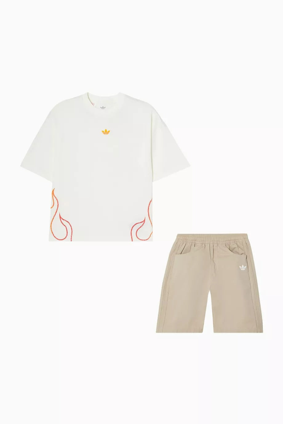 Flames Bej Pamuklu Tişört & Şort Seti, Alev Detaylı, Logo İşlemeli Rahat Şıklık