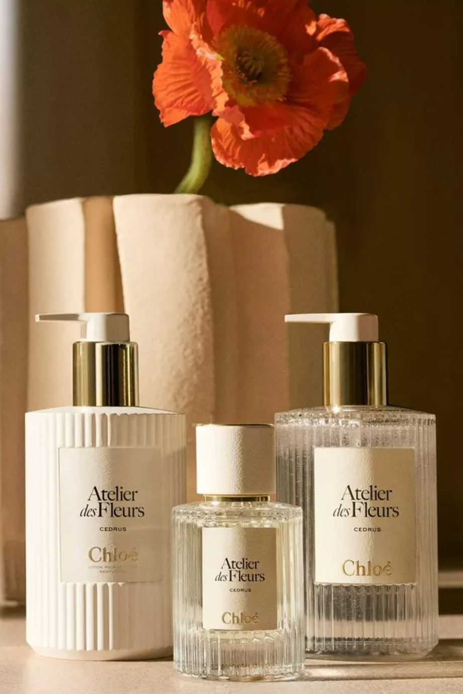 Atelier des Fleurs Santalum Parfümlü Duş Jeli 300ml, Sandal Ağacı Kokulu ve Nemlendirici