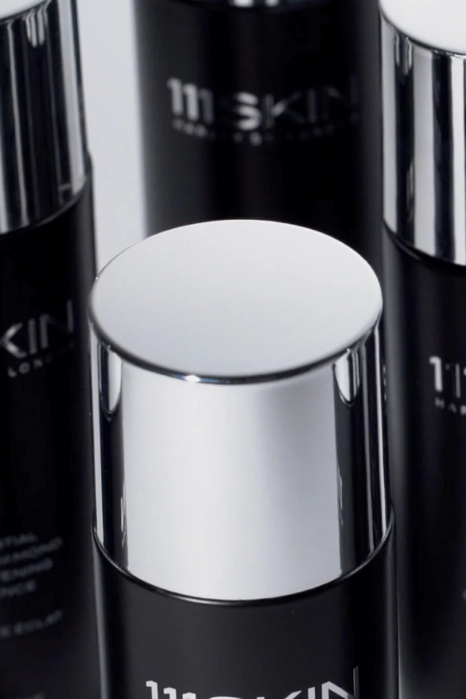 Celestial Black Diamond Brightening Essence