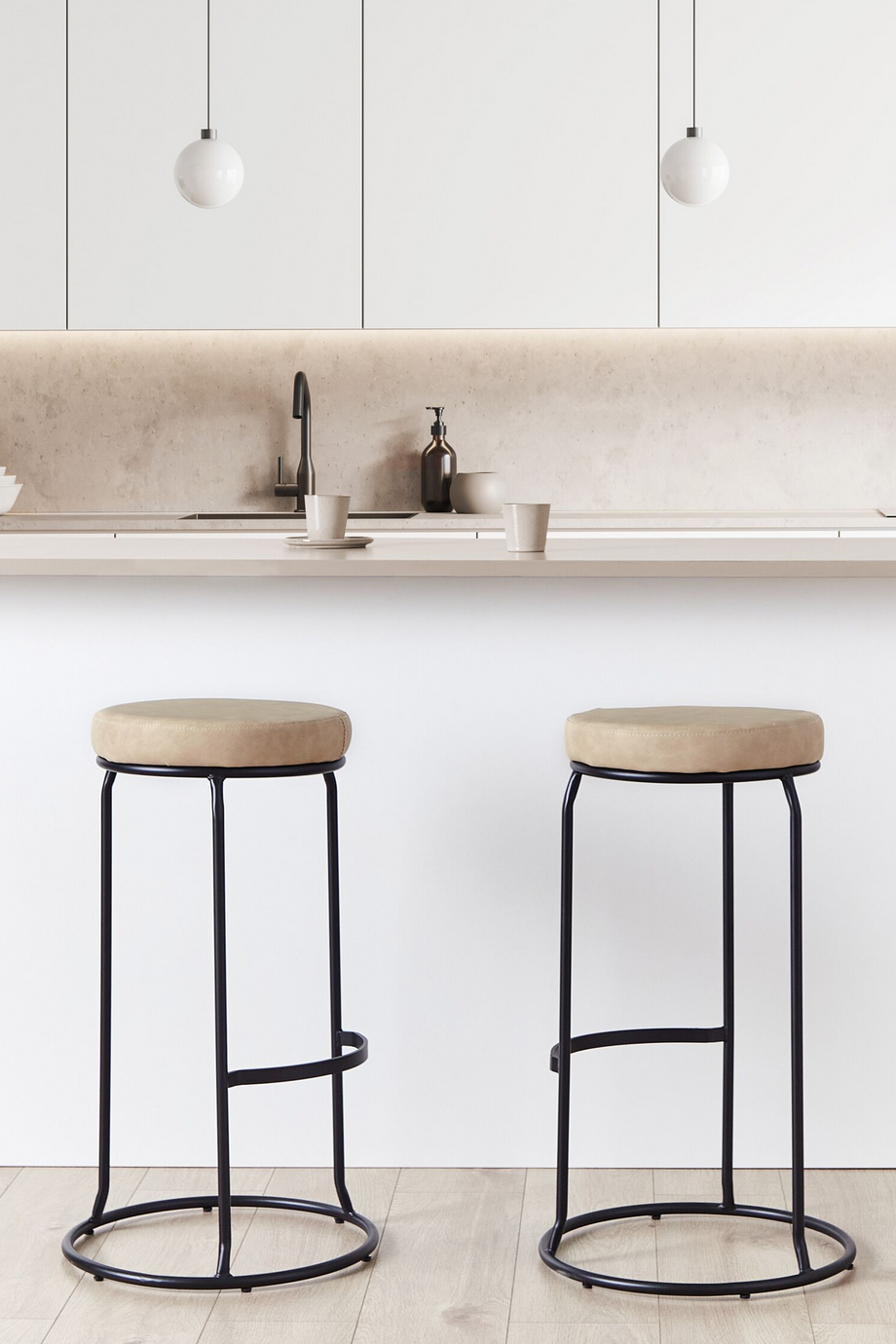 MILROY 2’li Bej Suni Deri Bar Taburesi, 74 cm Yükseklik, Modern Siyah Metal Ayaklı