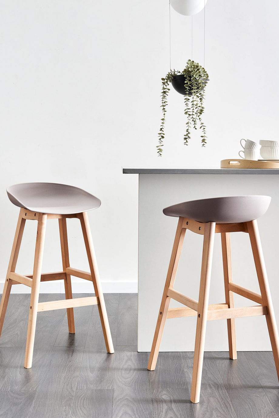 MICCO 2’li Taupe Bar Sandalyesi Seti, Doğal Kayın Ayaklı, Minimalist İskandinav Tasarımı