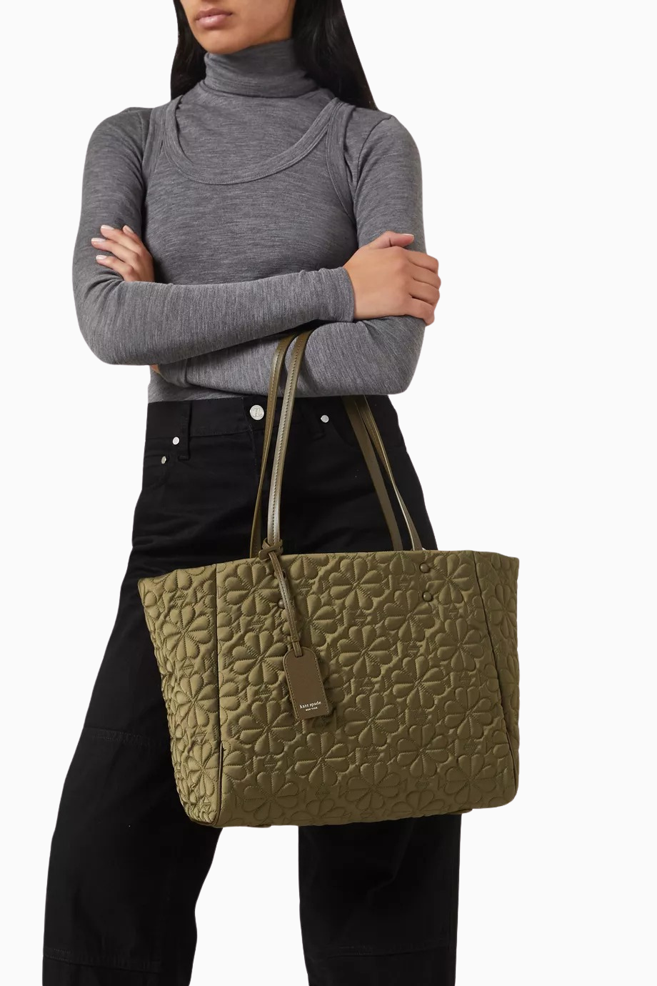 Medium Tilly Tote Çanta, Çiçek Desenli Kapitone Kumaş ile Zarif ve Fonksiyonel Tasarım