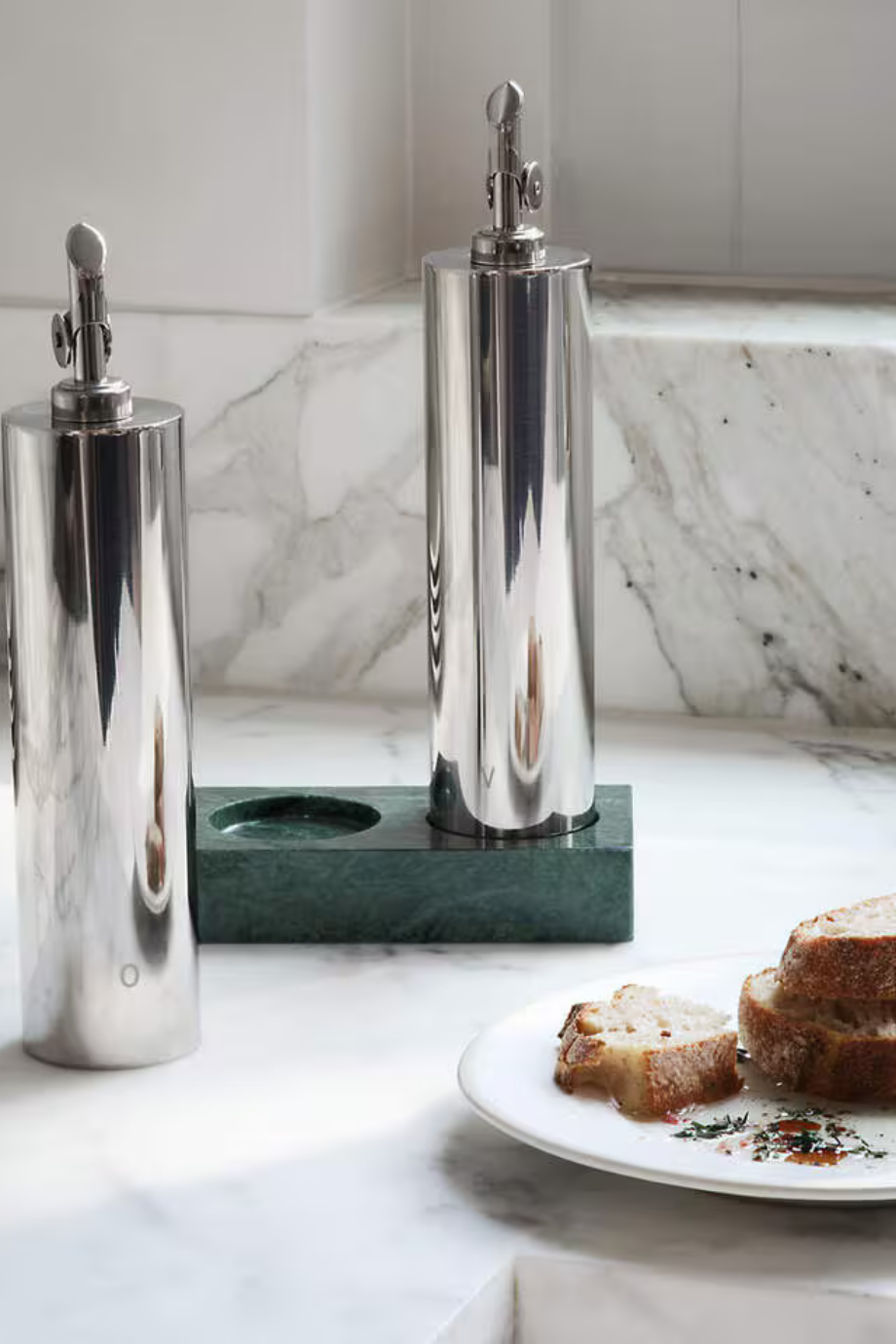 Daniel Humm Geneve Green Marble Tabanlı Çelik Yağlık-Sirkelik Seti