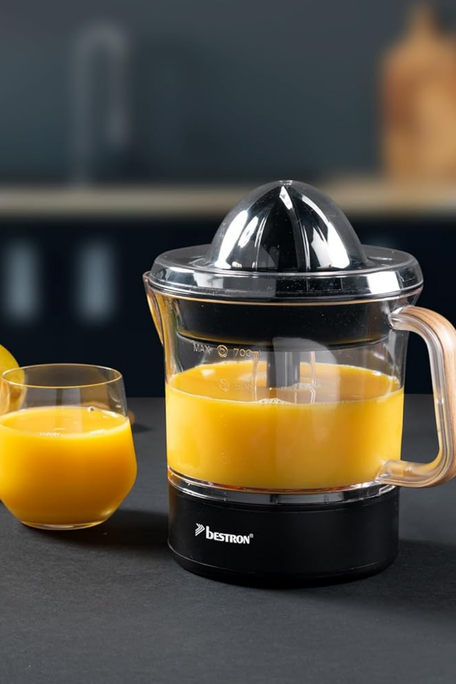 Ahşap Detaylı Lüks Narenciye Sıkacağı 0.7L Siyah