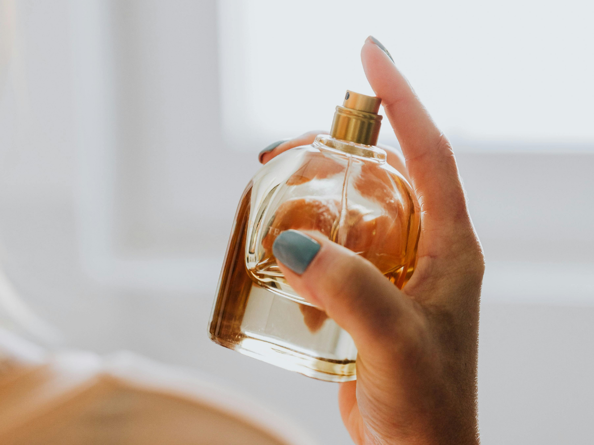 Kışa Uygun En İyi 10 Kadın Parfüm Önerisi