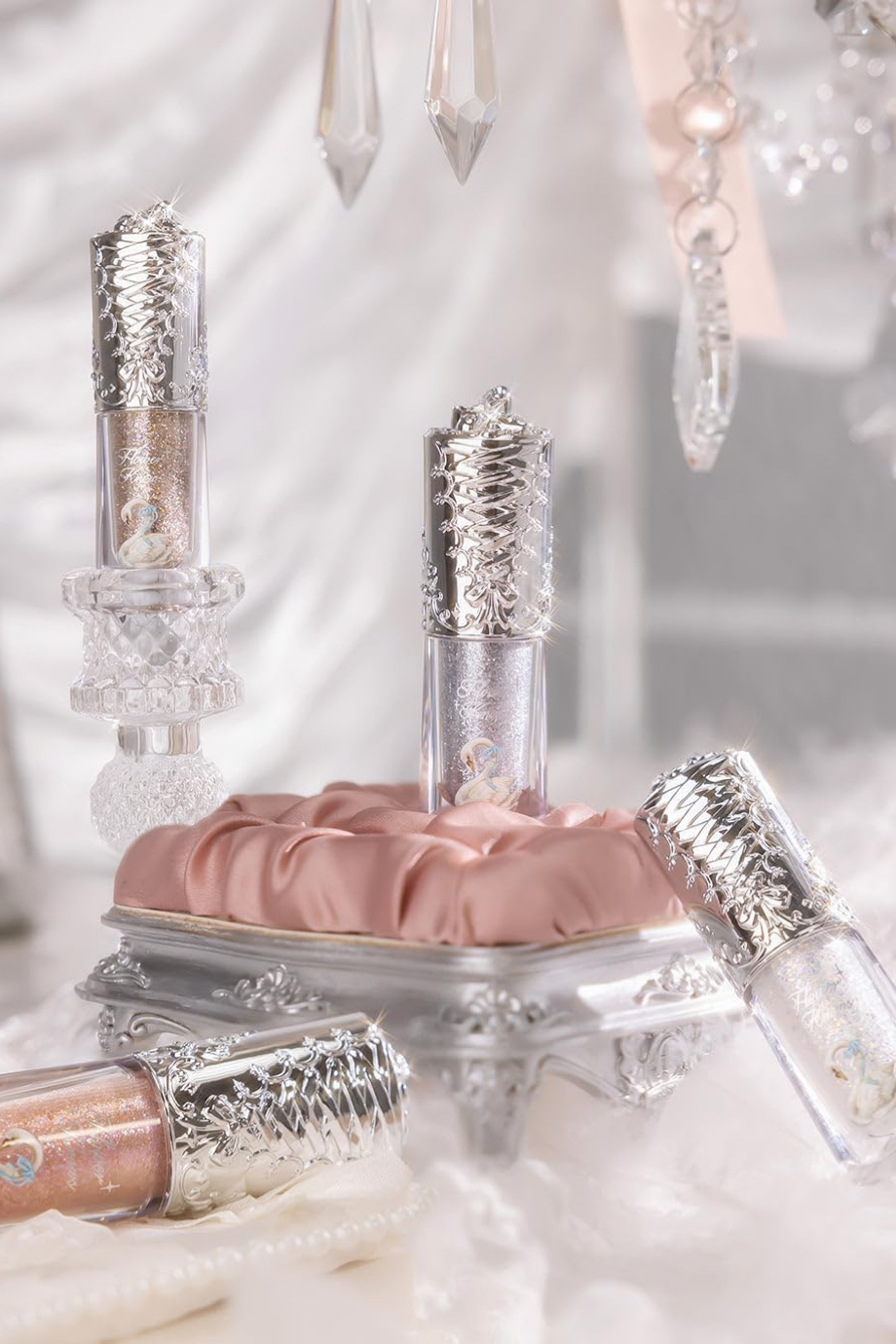 Swan Ballet Liquid Eyeshadow Blossom Işıltılı