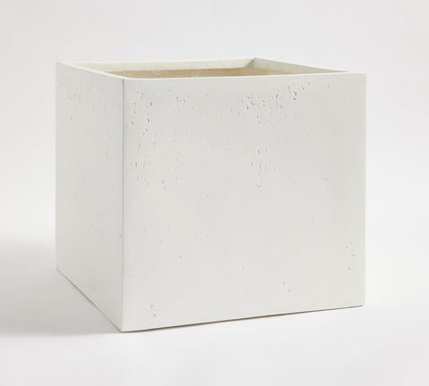 Mission Square Orta Boy Beyaz Saksı, Minimalist Geometrik Form, Zarafet ve Şıklık