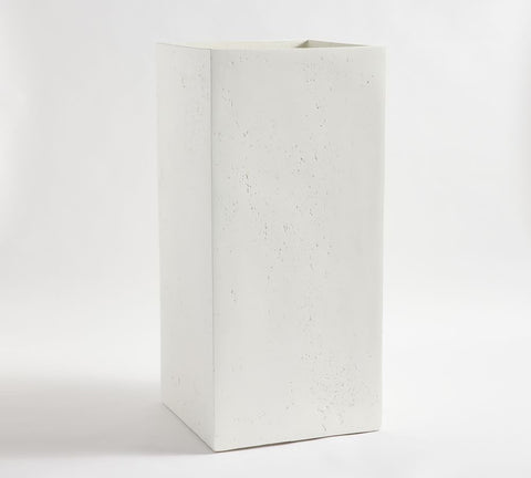 Mission Square Uzun Beyaz Saksı, Minimalist Geometrik Form, Zarafet ve Şıklık