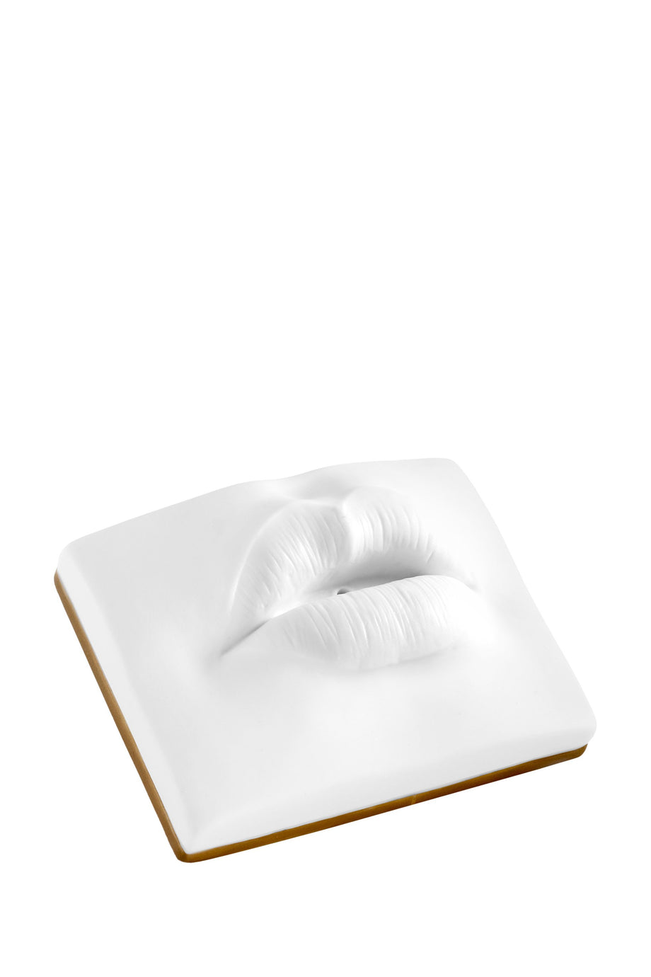 Dudak Şeklinde Tütsülük Şıklık ve Zarafetin Buluşması