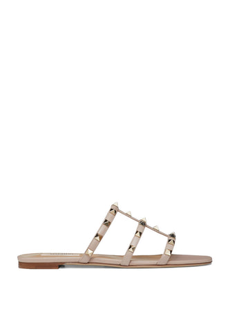 Rockstud Deri Terlikler - Şıklığın ve Konforun Buluşması