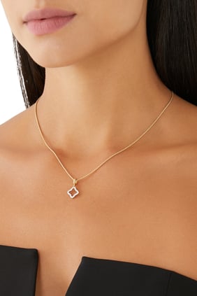 18 Ayar Sarı Altın ve Pavé Pırlantalarla Quatrefoil Tılsımı