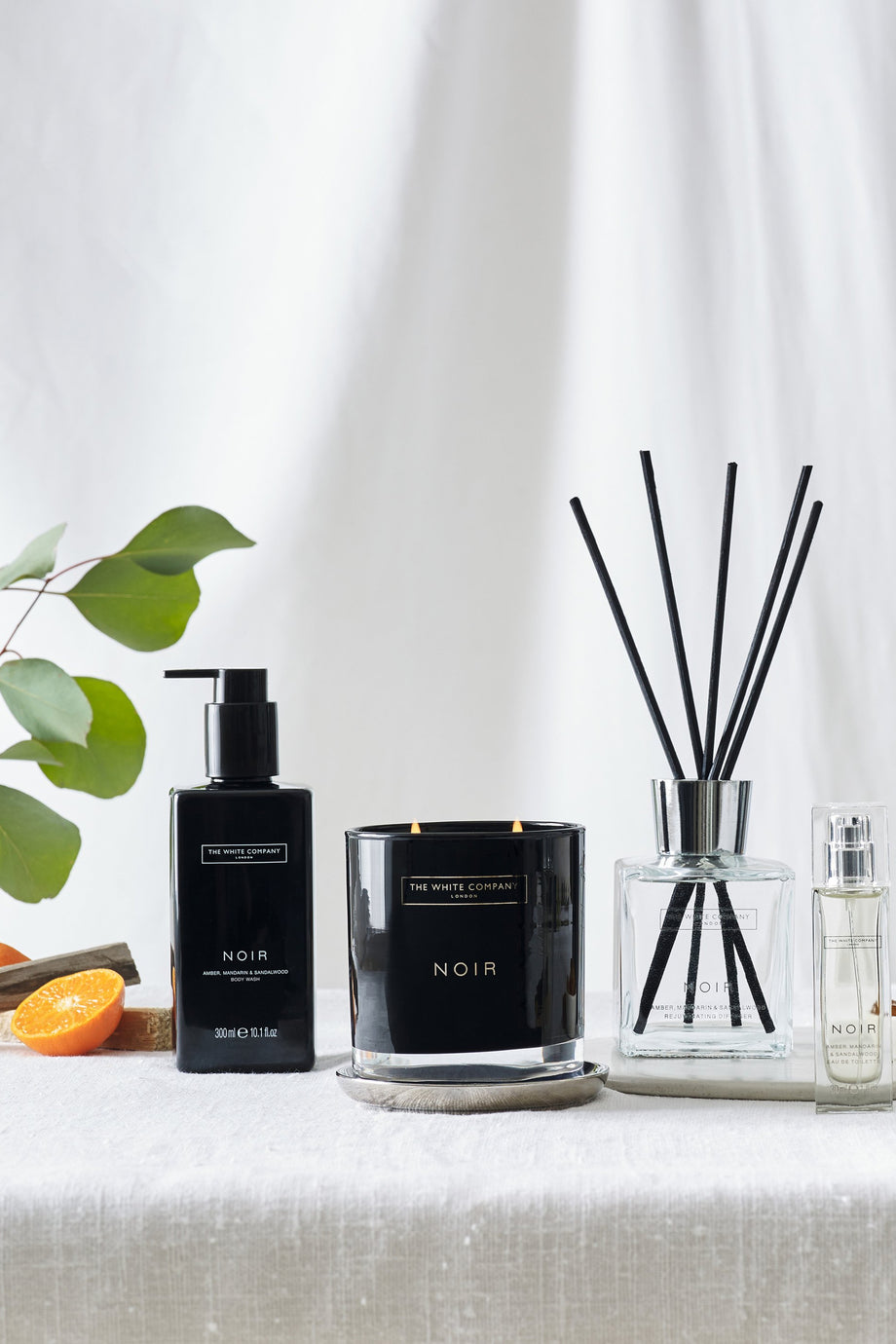 Amber ve Sandal Ağacı Kokulu Şık Noir Difüzör