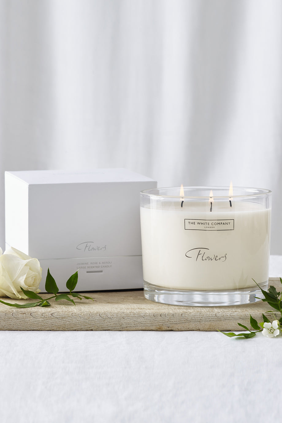 Flowers Büyük Mum 770g Uzun Süreli Parfüm Etkisi