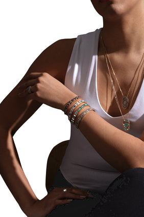 Kalkan Bilezik, 18 Ayar Pembe Altın, Yeşil İnci ve Elmaslarla