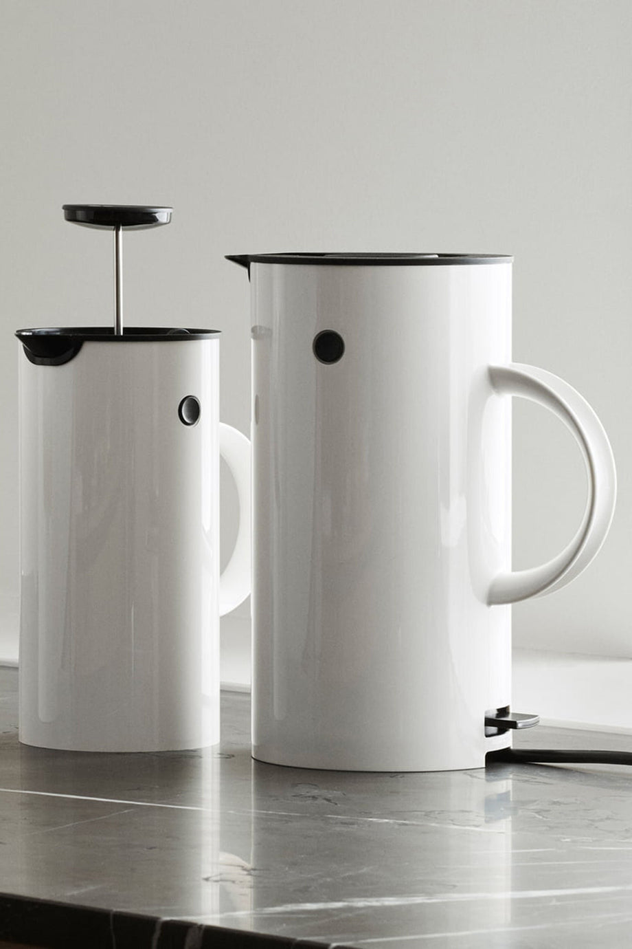 EM77 Elektrikli Su Isıtıcısı 1,5L, İkonik Tasarım ve Fonksiyonellik