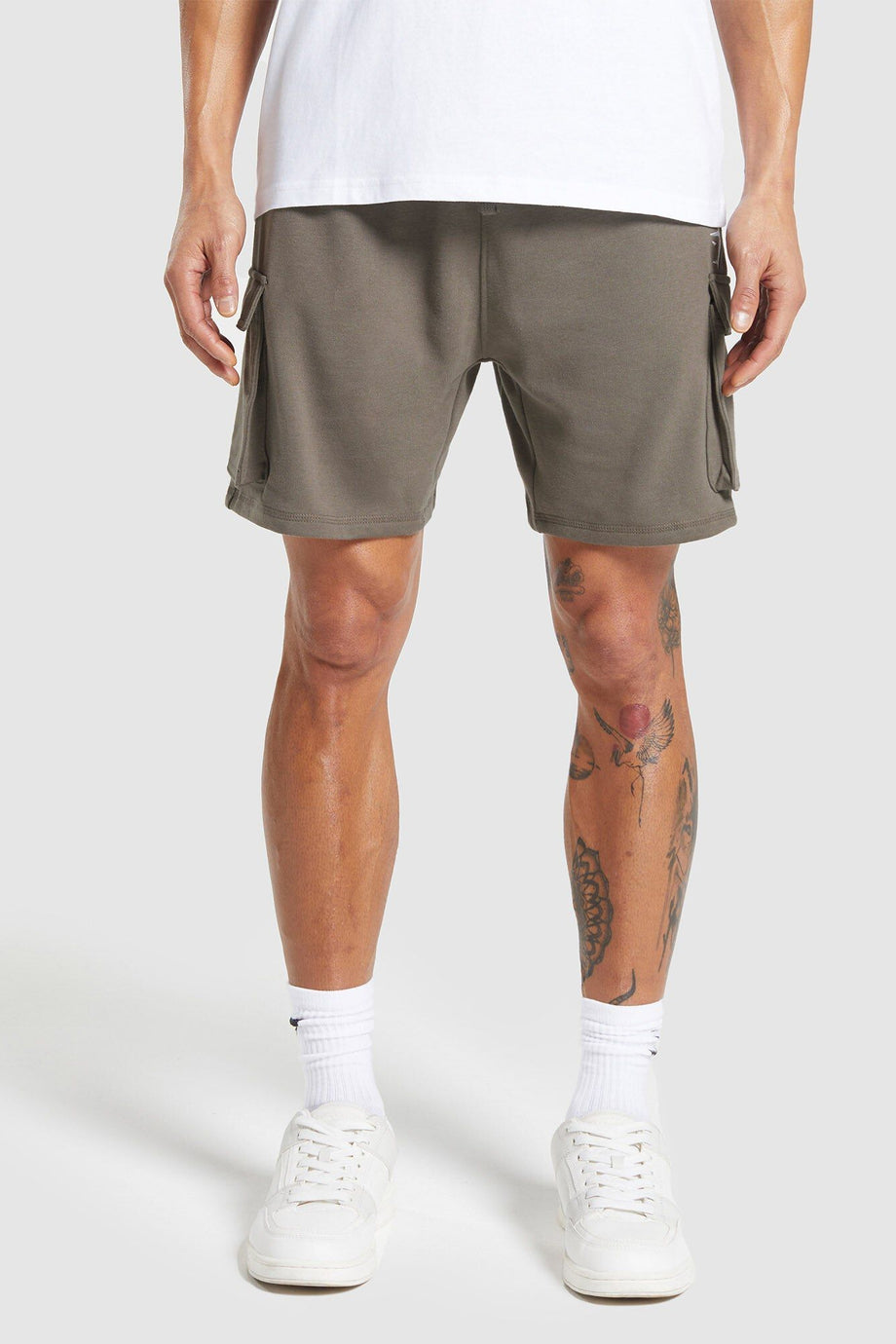 Crest 7" Kargo Şort Slim Fit, Yumuşak Polar İç Yüzey ve Çoklu Cepler