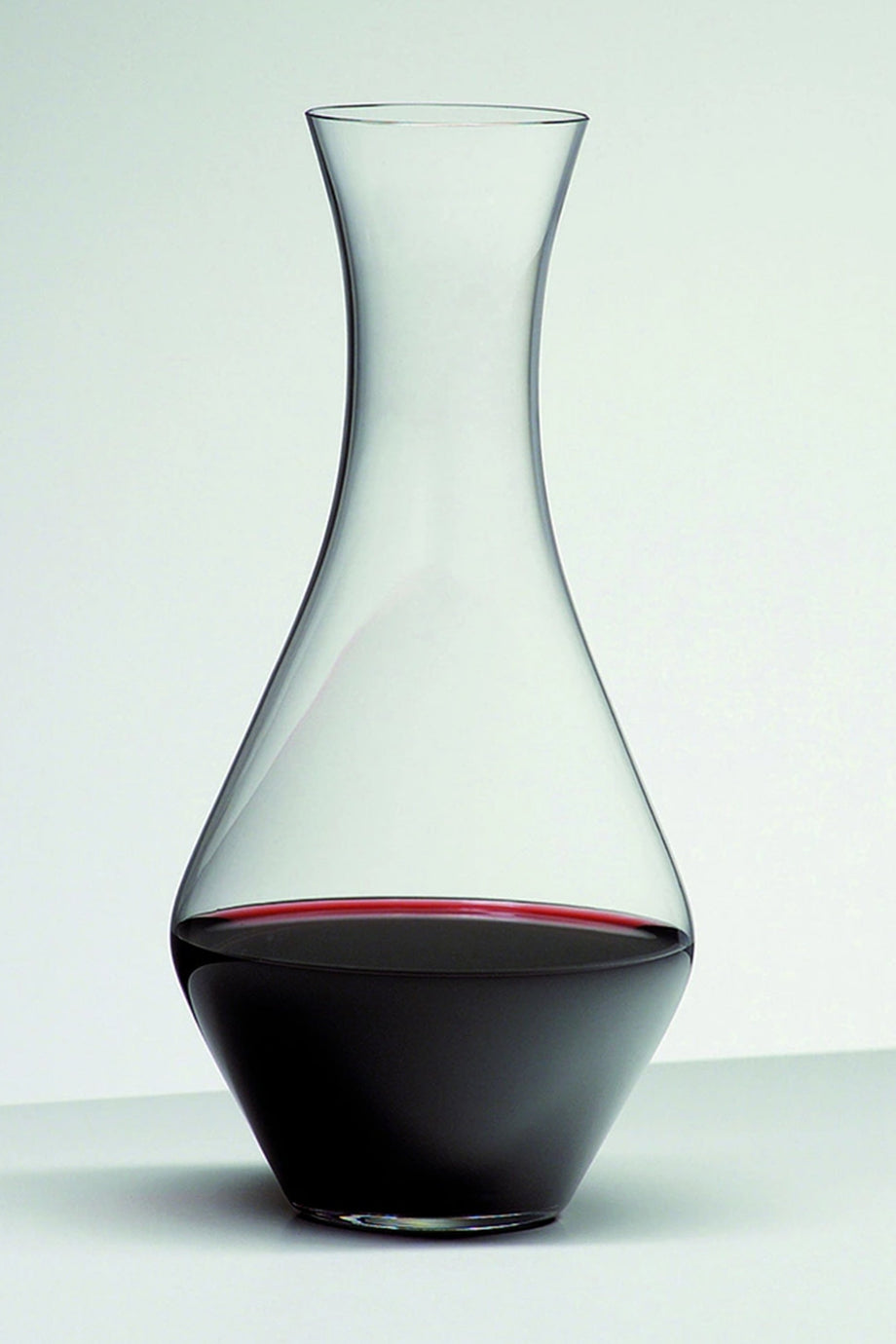 Cabernet Dekantör – Şıklığı ve İşlevselliği Buluşturan Tasarım