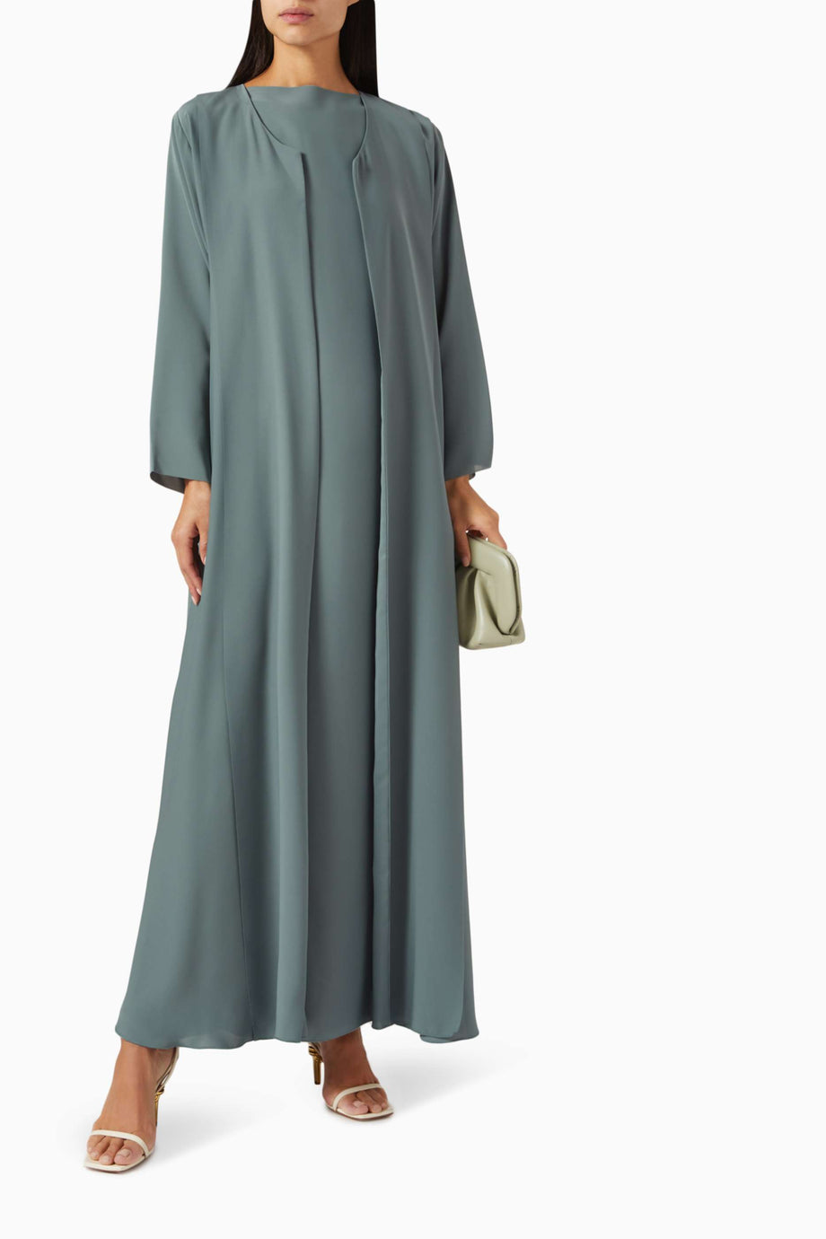 Şık 3 Parça Abaya Seti ile Modest Giyimde Zarafeti Yakalayın