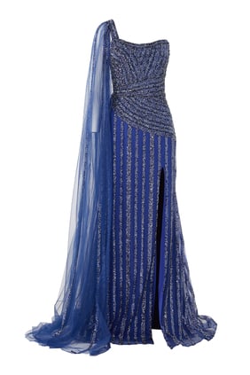 Tek Omuzlu Tül Pelerinli Gece Elbisesi