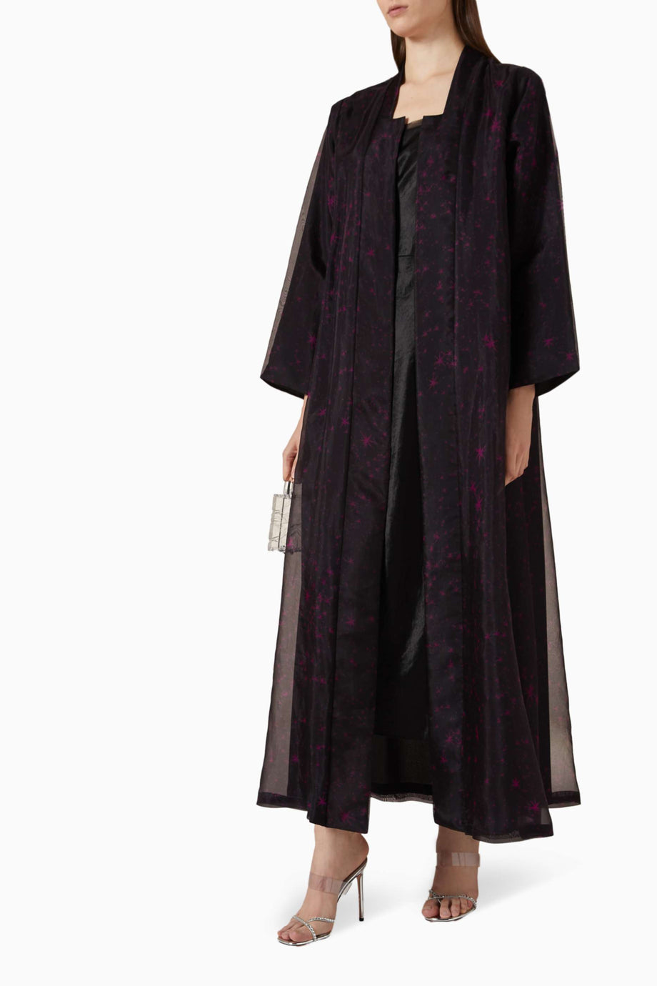 Lüks Tasarım ile Modern Dokunuş Star Desenli Abaya ve Sheila Seti