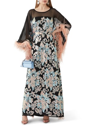 Sıralı Nakış ve Tüy Detaylı Kaftan