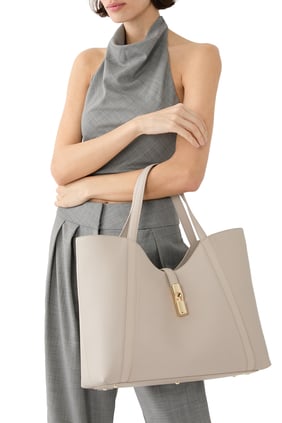 Furla Goccia Omuz Çantası - Şıklığın ve Fonksiyonelliğin Buluşması