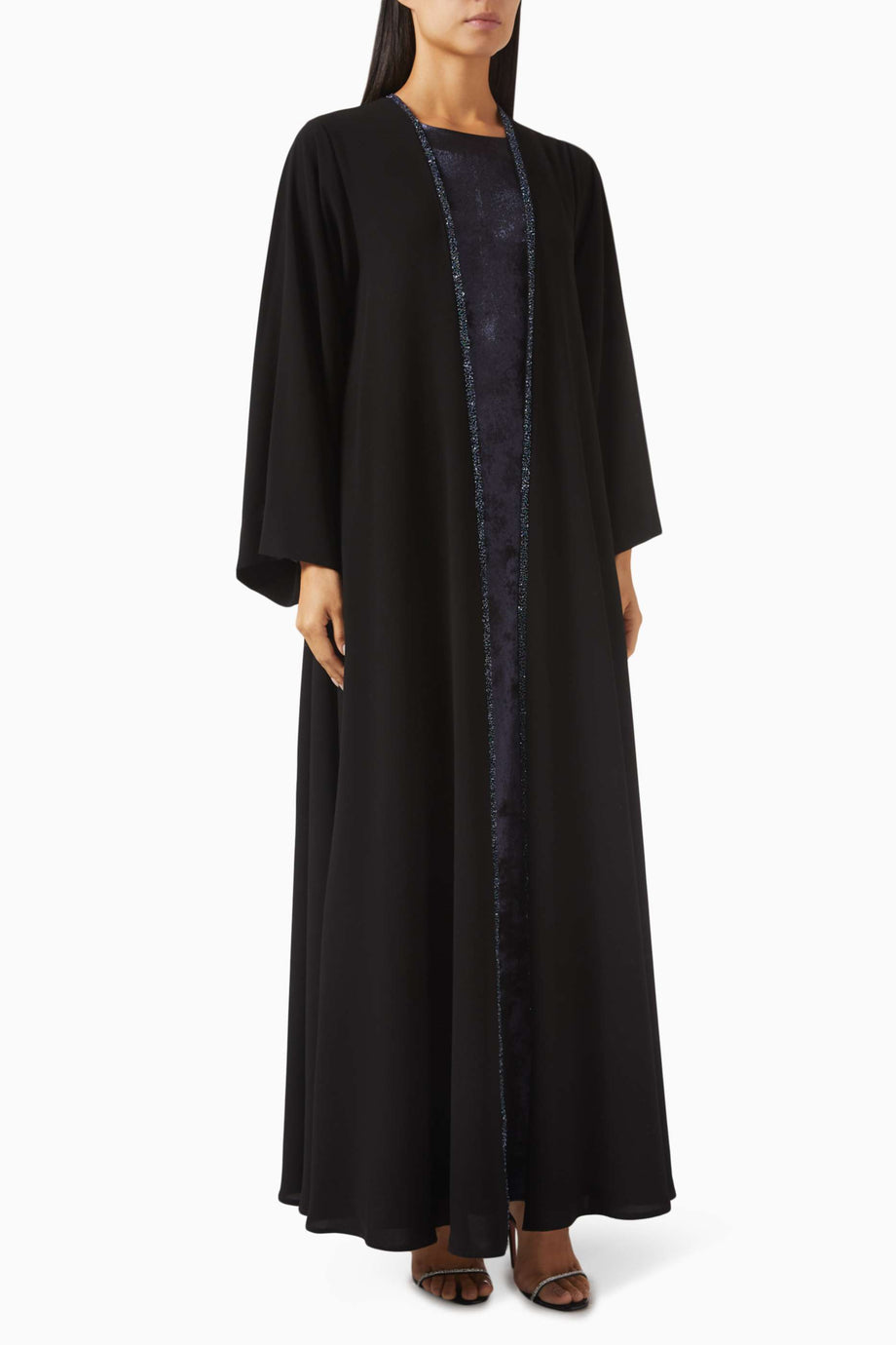 Şık Abaya Takımı ile Ramazan Etkinliklerinizi Özel Kılın 3 Parça Krepon Set