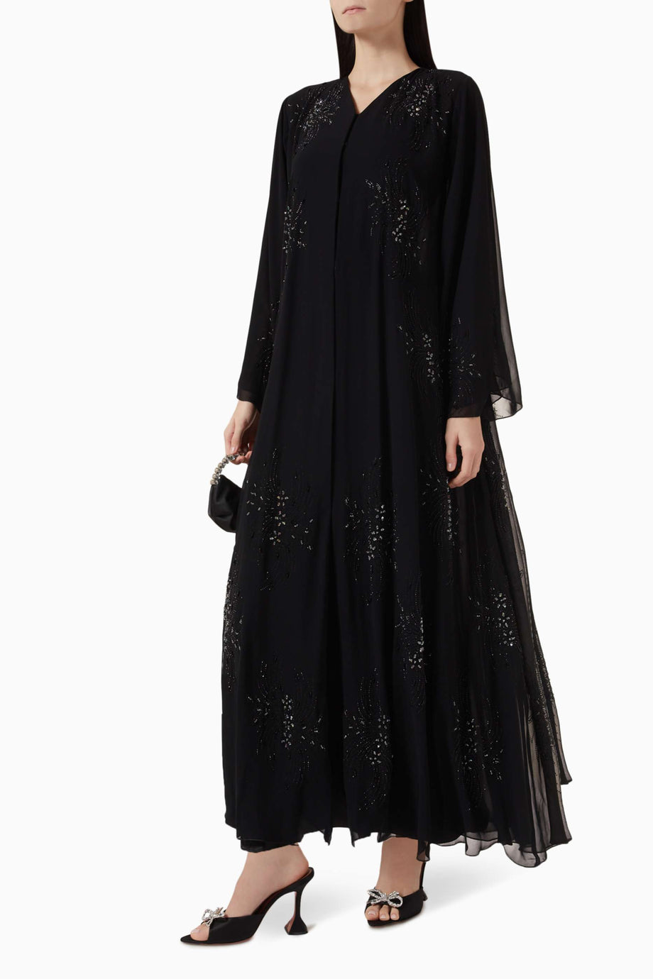 Şifon Çoktaşlı ve Boncuk Süslemeli Abaye ile Şıklığı Yakalayın