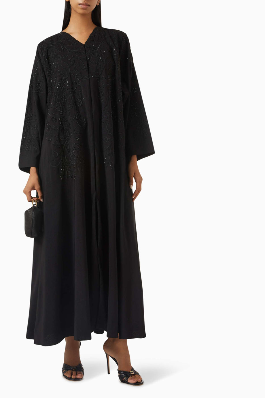 Şık Dantel Detaylı Abaya Rahat Kullanım İçin Özel Tasarım Uzun Kollu Şila ile Birlikte
