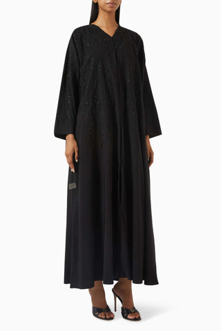 Şık Dantel Detaylı Abaya Rahat Kullanım İçin Özel Tasarım Uzun Kollu Şila ile Birlikte