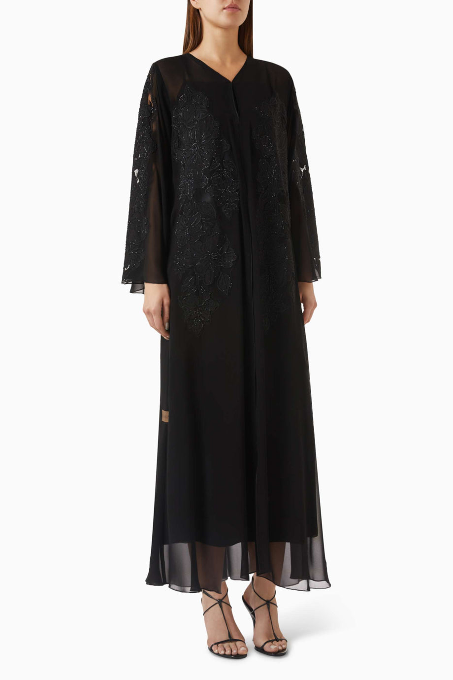 Şık Dantelli Aplike Abaya ile Rahat ve Modest Tarzı Yakalayın