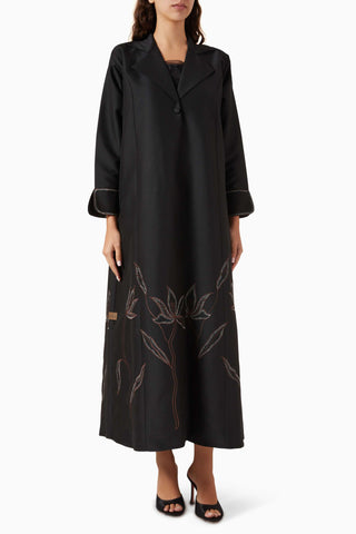 Floral Nakışlı Abaya ve Şeila ile Şık ve Rahat Tasarım