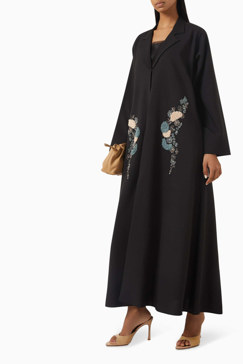 Şık ve Rahat İğne ve Boncuk İşlemeli Abaya ile Göz Alıcı Tarzınızı Yansıtın