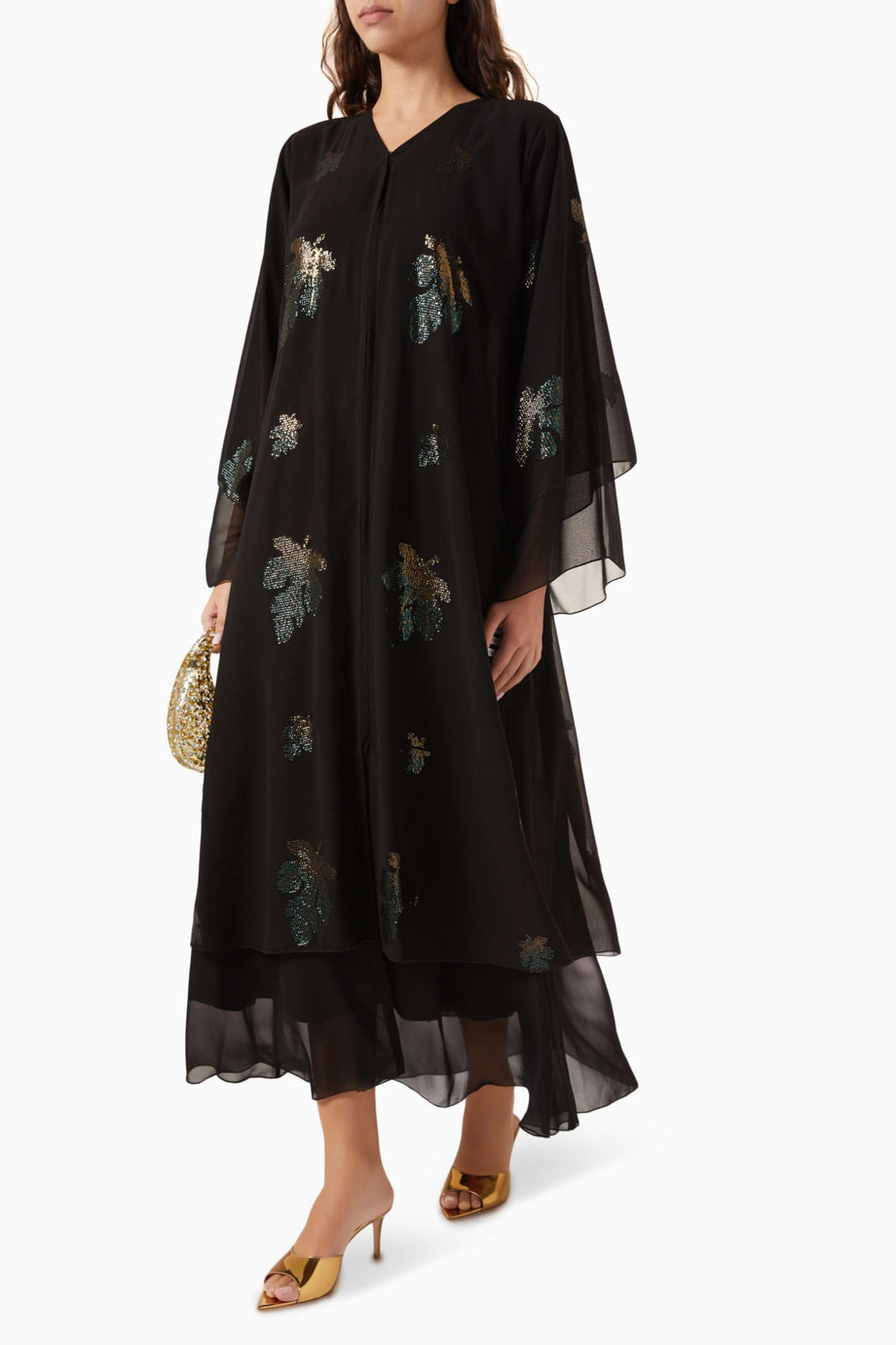 Şık Sequin Süslemeli Abaya ve Sheila Rahat Kullanım İçin İdeal Tasarım