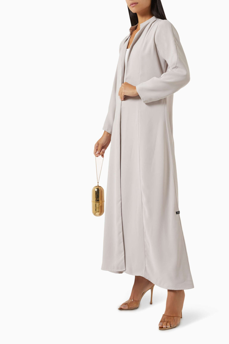 Şık Dikişli Abaya Sade Tasarım ve A-Line Silueti ile Günlük Şıklığınızı Tamamlayın
