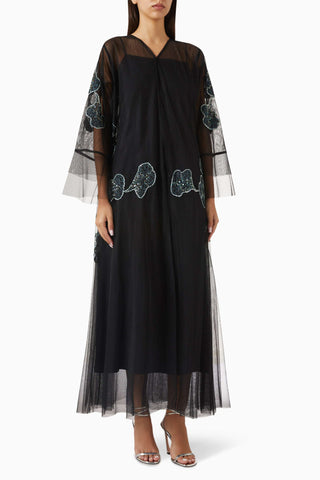 El yapımı Tül Abaya ve Uyumu Sheila ile Her Ortama Uygun Şıklık ve Konfor