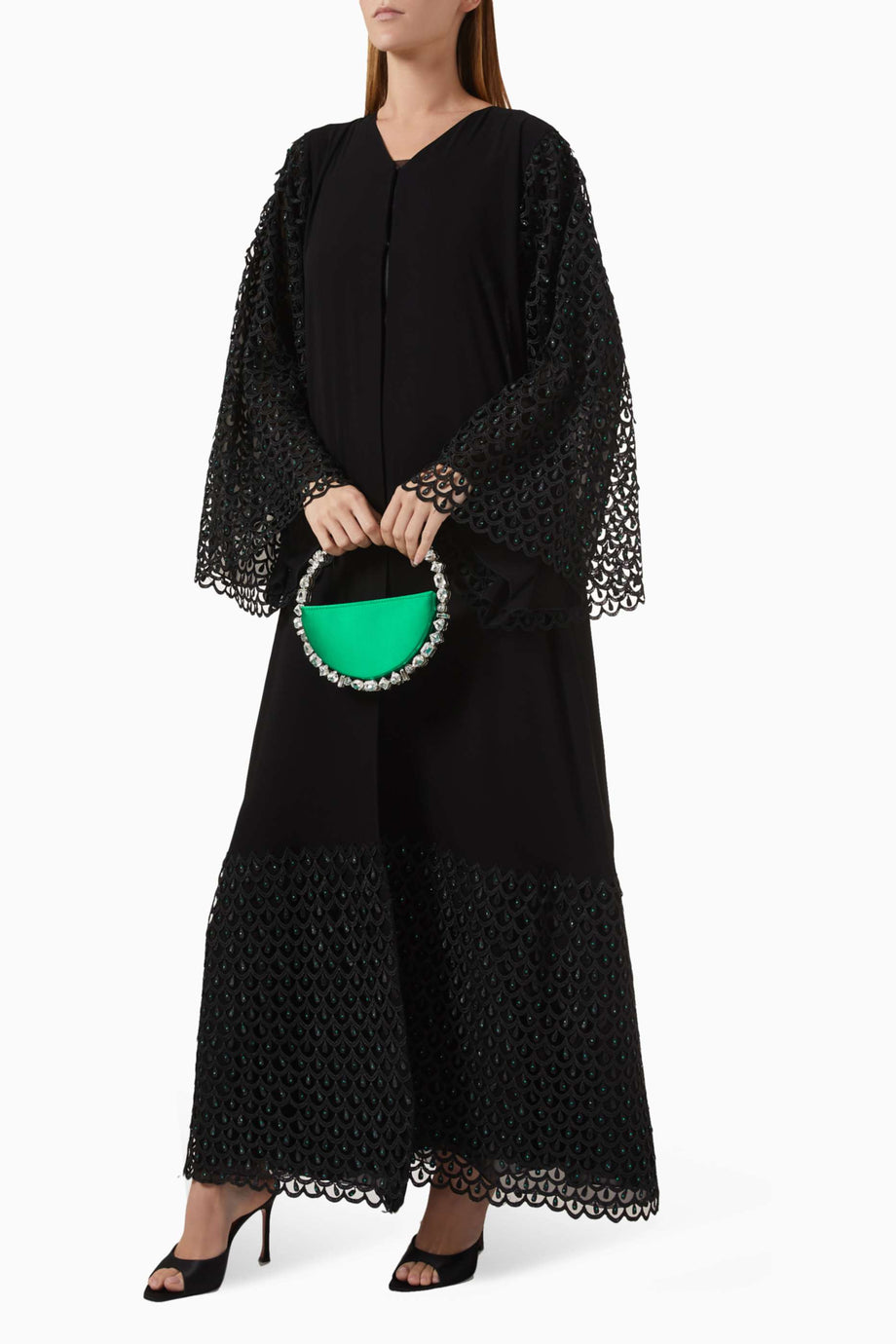 Zarif Dantel İşlemeli Abaya Çift Chiffon Moda Parçası Şık Taş Detaylı ve Ön Düğmeli