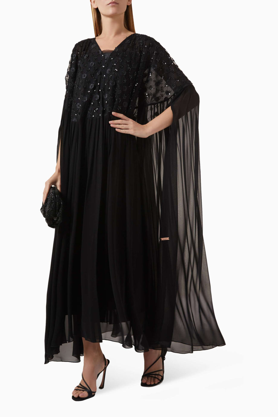 Çiçek Desenli Chiffon Abaya Zarif Siluetiyle Günlük Şıklık Sunuyor