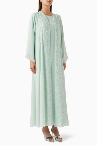Şık Yapılı Boncuklu Abaya Seti Rahat Tasarım ile Farklı Davetlerde Şıklığı Yakalayın