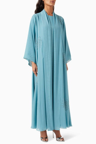 Geleneksel ve moderni birleştiren Abaya Seti ile Günlük Şıklığı Yakalayın