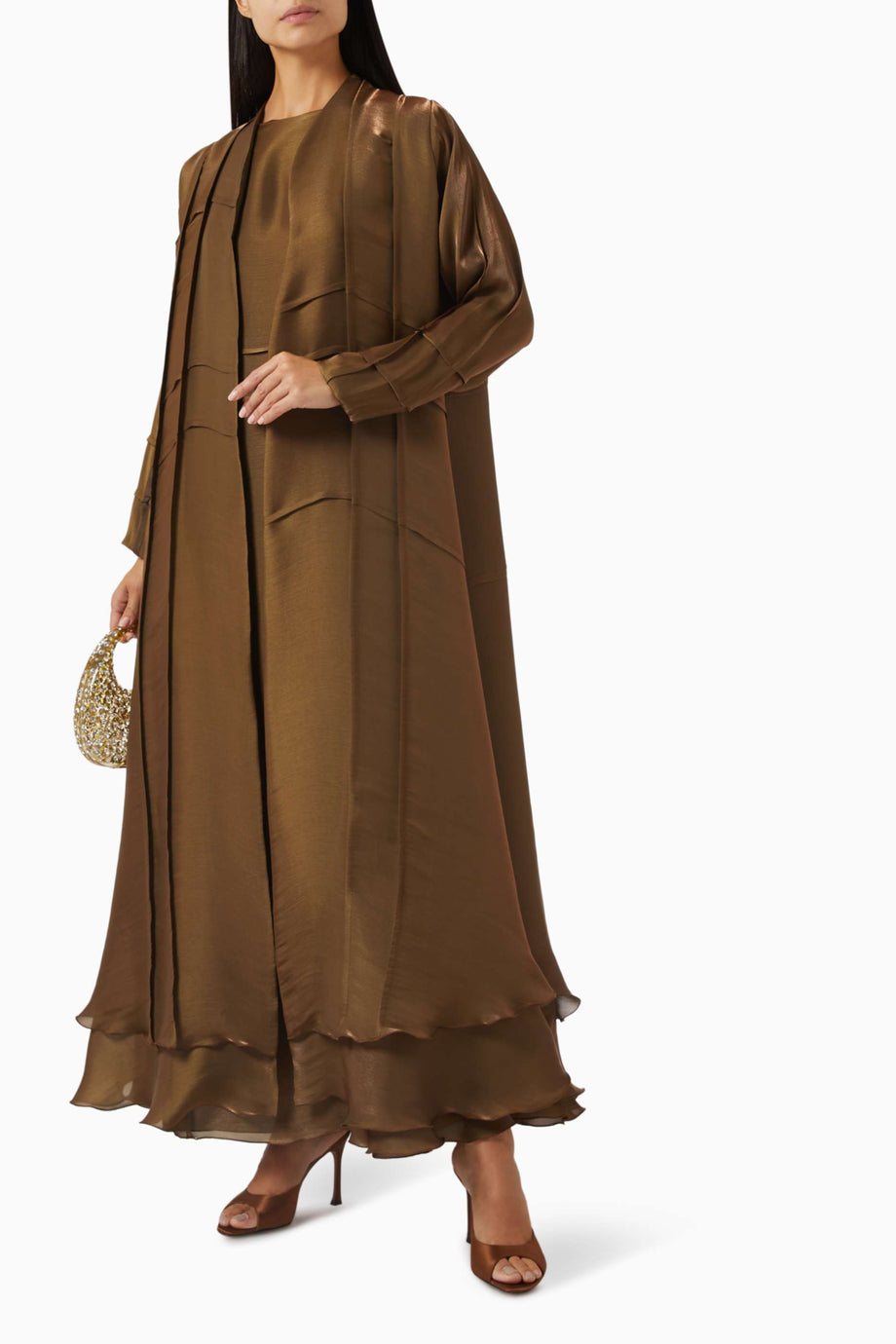 Şık İki Parçalı Abaya Seti İnce Organza ile Modern ve Geleneksel Tarzın Birleşimi