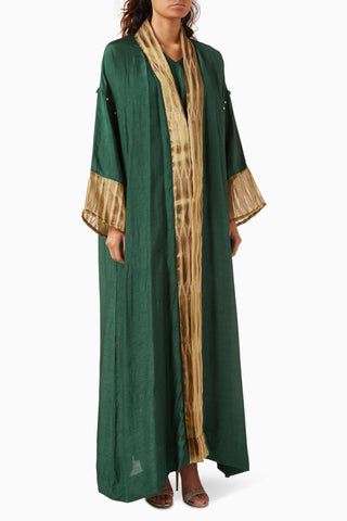 Şık Dola İpek Abaya Seti Modern Modest Giyimde Çağdaş ve Zarif Bir Seçim