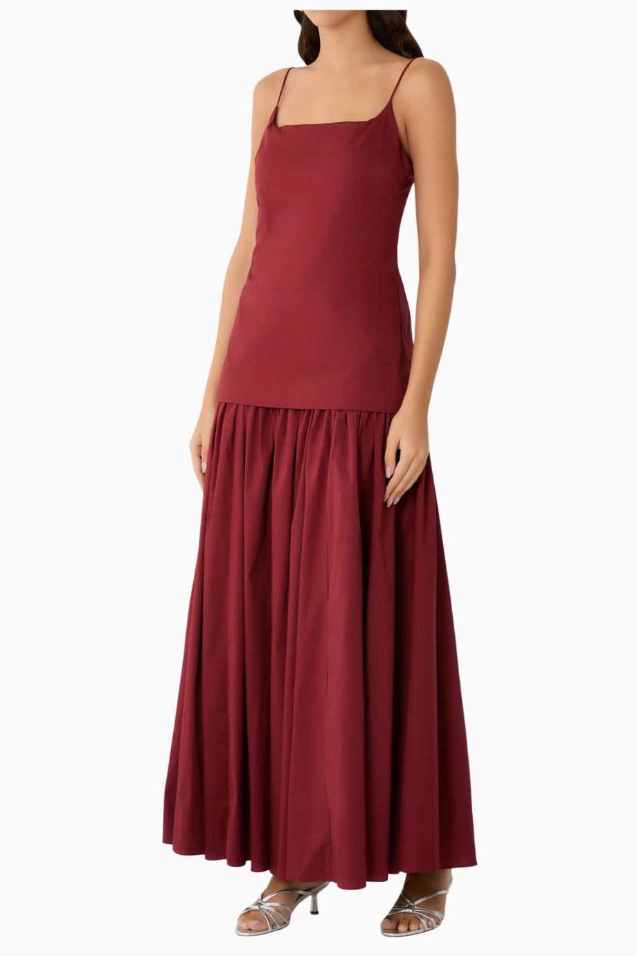 Ari Elbise Zarif Siluet ve Hafif Kumaş ile Şıklığı Yansıtan Kadın Elbisesi