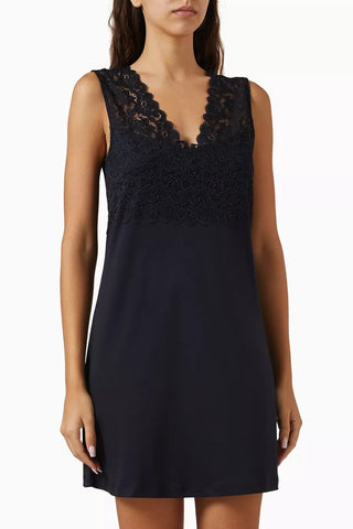 Moments Pamuklu Gecelik Siyah Dantel Detaylı Lüks Tasarım