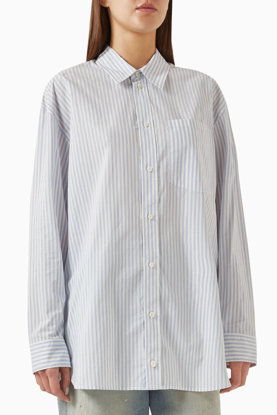 Açık Mavi Çizgili Gömlek