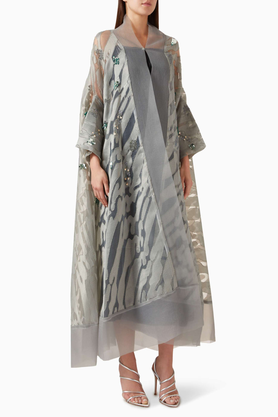 İşlemeli Organza Abaya Konforlu Tasarım ile Zarif Bir Seçim