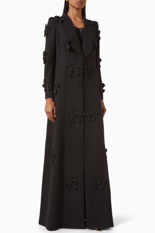 Şık Tülbent Abaya Çiçek Aplikeli Şıklığı ile Modern ve Gelenekselin Buluşması