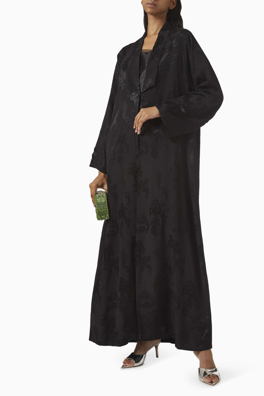 Şık Silüetli Kaftan Rahat ve Lüks Tasarım ile Her Anınıza Uygun
