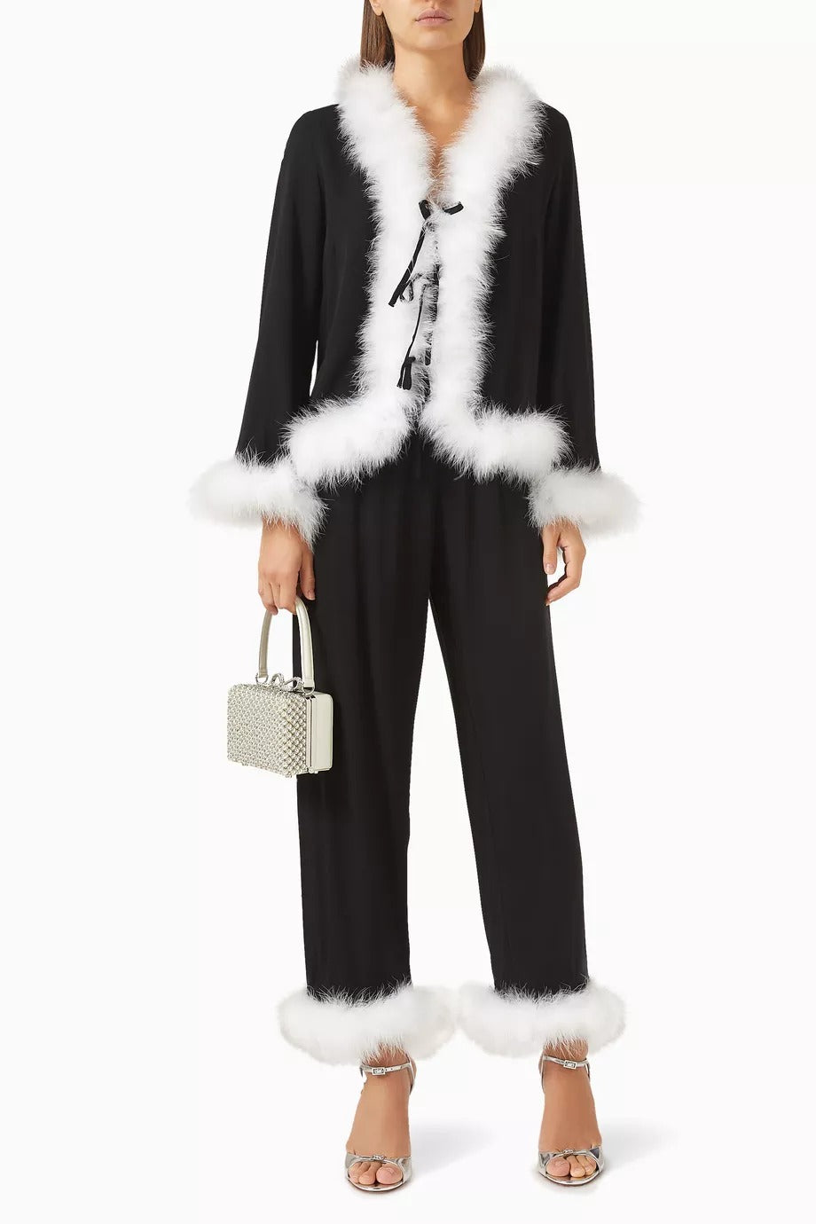 Sleeper Venus In Love Viskon Bluz Zarif Fiyonk & Sabit Tüy Detaylı Siyah Şıklık