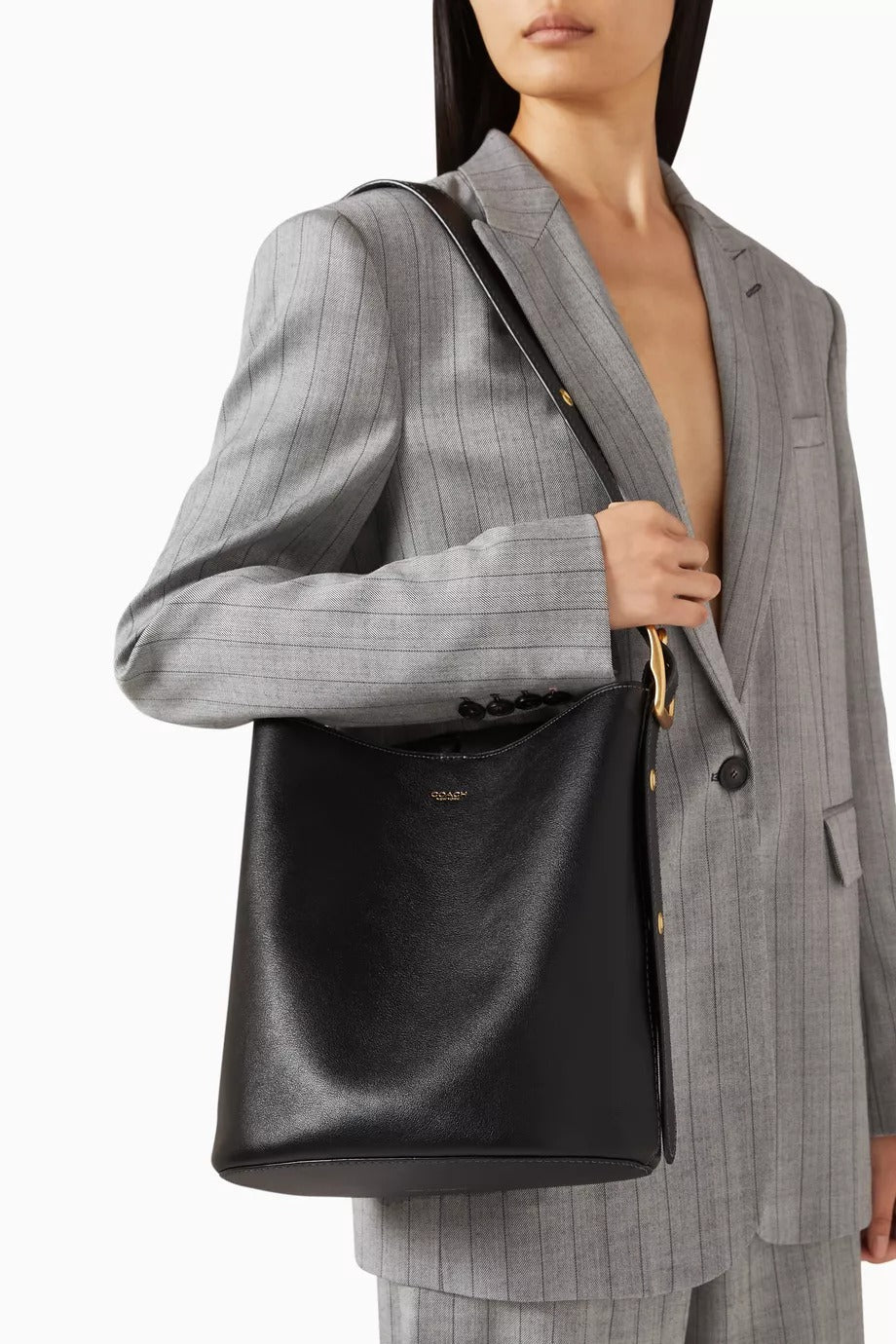 Bleecker Bucket Çanta Doğal Deri ve Altın Detaylı Lüks Tasarım